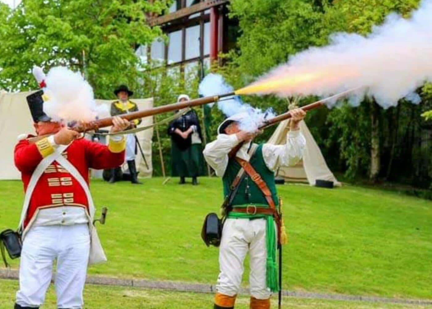 Muskets firing outside the 1798 Centre